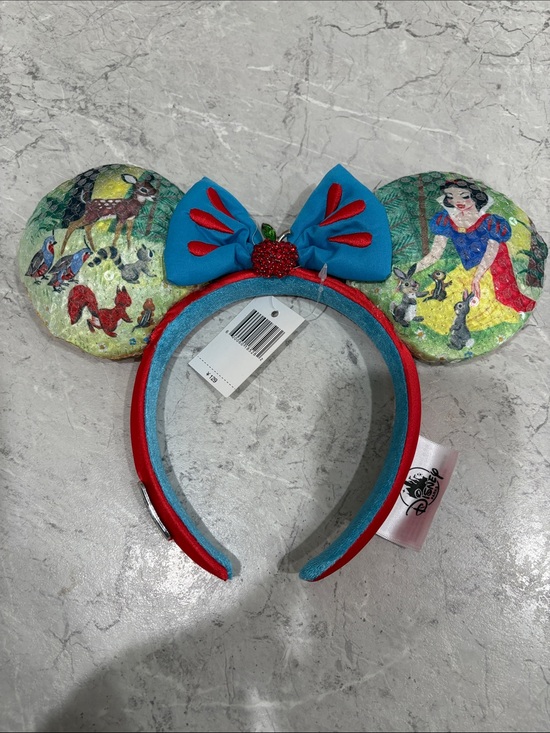 Disney Christmas 2025 Lil Rin Rin Plush Badge Red New